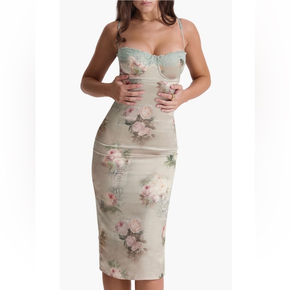 NWT HOUSE OF CB 'Venus' Vintage Floral Lace Trim Midi Slip Dress - Picture 8 of 9